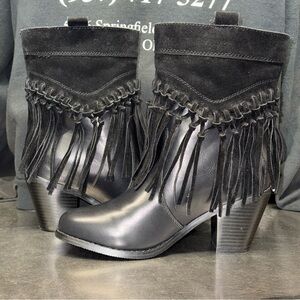 Lady Godiva Black Leather Suede Fringe Boots Size 7